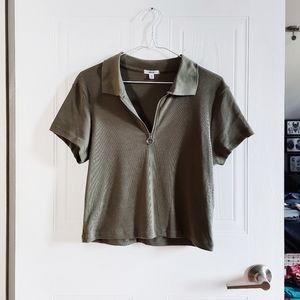 Dark green rib knit t-shirt